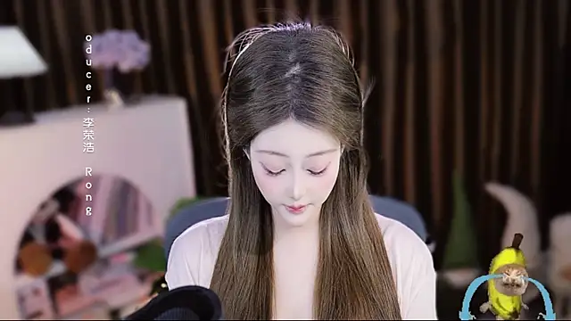 Arwyn-rr online show from 04-13-26, 10:21