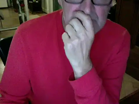 Snapshot of Traumsommer2 chatting on 12-19-24, 04:13 Traumsommer2 online show from 12-19-24, 04:13