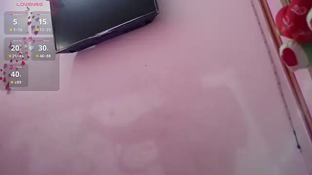 Kadybrown online show from 10-23-25, 02:49