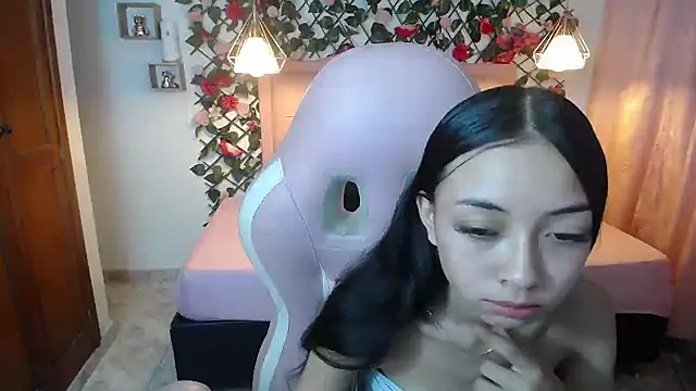 NathaliaSweet 11 online show from 12-19-24, 01:51