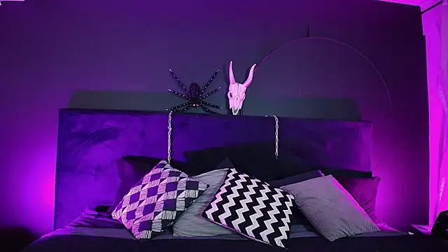 Aylen darkmoor online show from 10-16-25, 08:54