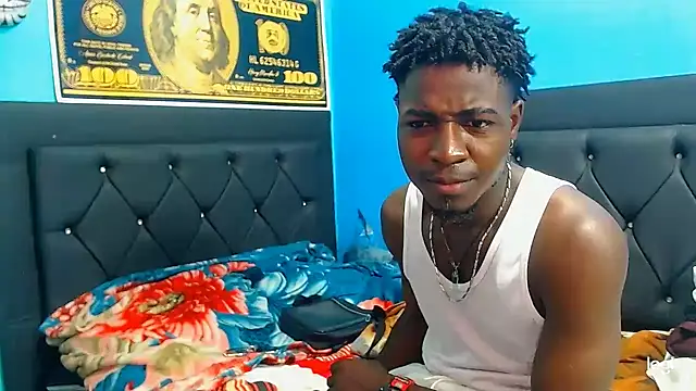 Snapshot of jaycolinss chatting on 02-16-26, 01:35 jaycolinss online show from 02-16-26, 01:35