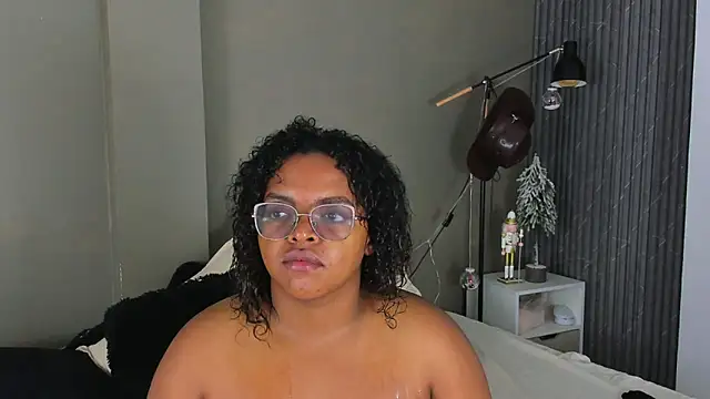 conielaurenth online show from 12-12-24, 08:53