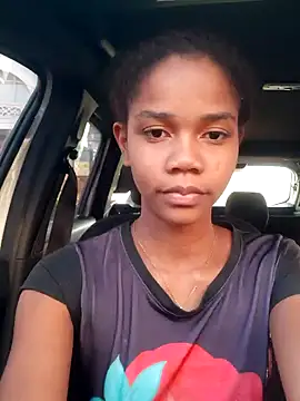 Snapshot of Luciia_cute chatting on 02-23-25, 09:48 Luciia cute online show from 02-23-25, 09:48