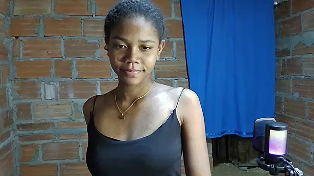 Snapshot of Luciia_cute chatting on 12-02-25, 08:37 Luciia cute online show from 12-02-25, 08:37