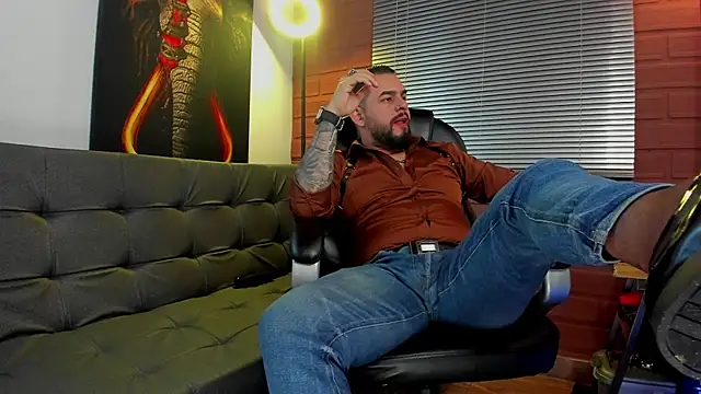 Ethan Castellano online show from 01-07-25, 01:38