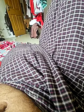 Snapshot of Mallu_ajanraj143 chatting on 09-20-25, 08:15 Mallu ajanraj143 online show from 09-20-25, 08:15