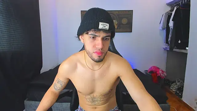 daddy jhons online show from 10-01-25, 04:35