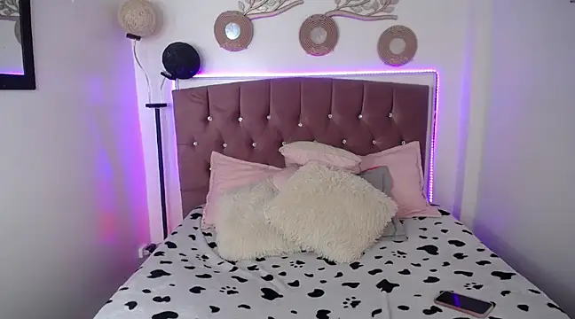 MIA YOURHOTTIE online show from 02-28-25, 03:26