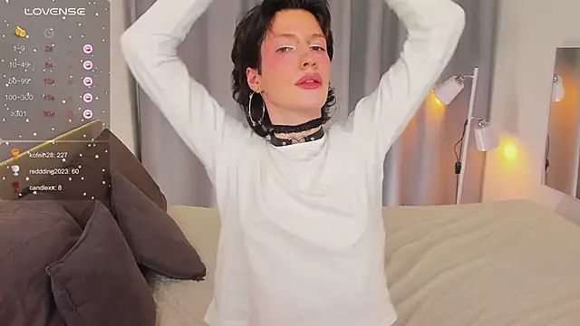 Snapshot of Kolette_Gray chatting on 03-09-25, 04:44 Kolette Gray online show from 03-09-25, 04:44