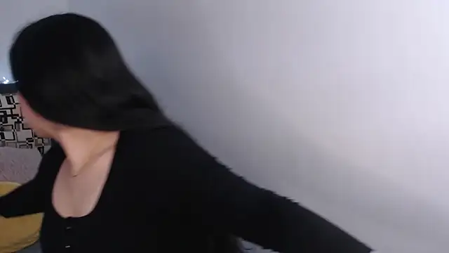 Snapshot of iam_emy chatting on 10-23-25, 04:56 iam emy online show from 10-23-25, 04:56