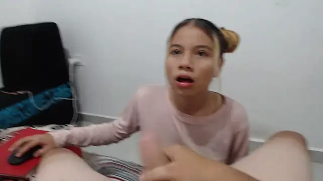 Naomi991 online show from 02-25-25, 09:46