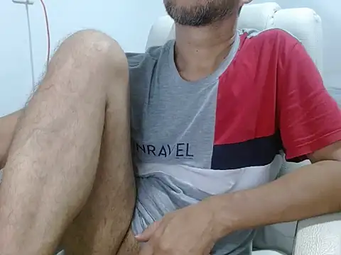 Snapshot of goten-770 chatting on 09-26-25, 08:35 goten-770 online show from 09-26-25, 08:35