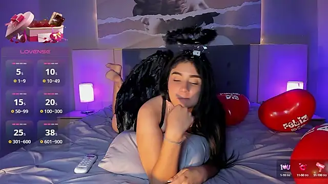 Belliinda 21 online show from 02-23-25, 09:59