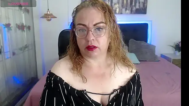 Tania Goddess  online show from 10-07-25, 02:58