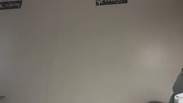 Snapshot of anomalies_ig chatting on 10-28-25, 07:49 anomalies ig online show from 10-28-25, 07:49