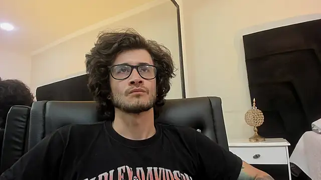 Loggan donnelly online show from 01-29-25, 11:14