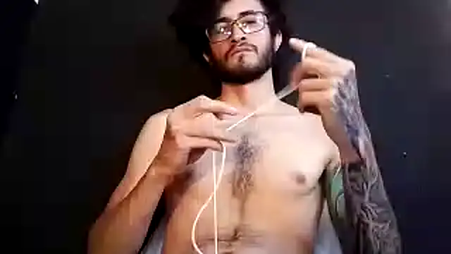 Loggan donnelly online show from 10-26-25, 08:26