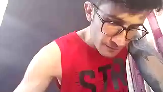 Loggan donnelly online show from 11-30-25, 06:34