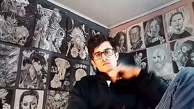 Loggan donnelly online show from 01-07-26, 01:19