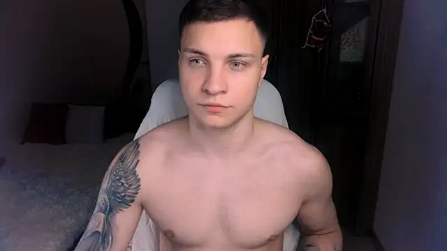 handsome guy01 online show from 12-30-24, 12:11