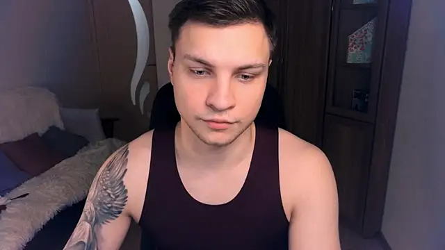 handsome guy01 online show from 01-19-25, 07:37