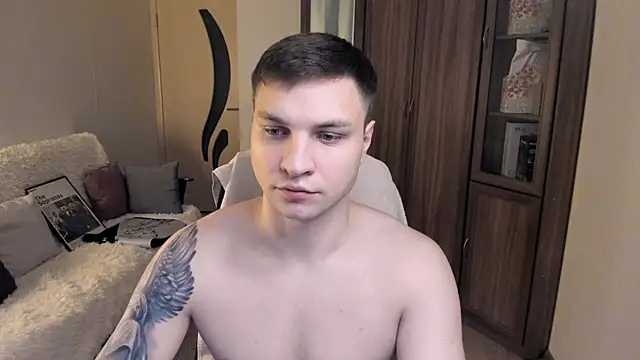 handsome guy01 online show from 09-22-25, 11:29