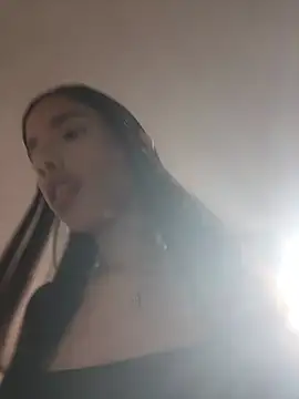 Snapshot of Praga_Pink chatting on 03-01-26, 03:19 Praga Pink online show from 03-01-26, 03:19