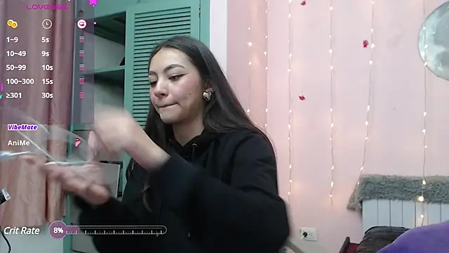 Nikoll kitten online show from 12-25-24, 07:56