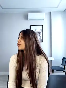 Snapshot of ShySonya chatting on 11-17-25, 11:27 ShySonya online show from 11-17-25, 11:27