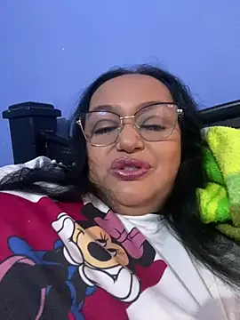 Snapshot of GiaNahomi chatting on 12-28-24, 01:59 GiaNahomi online show from 12-28-24, 01:59