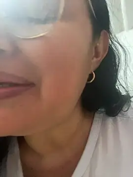 Snapshot of GiaNahomi chatting on 02-06-25, 03:06 GiaNahomi online show from 02-06-25, 03:06