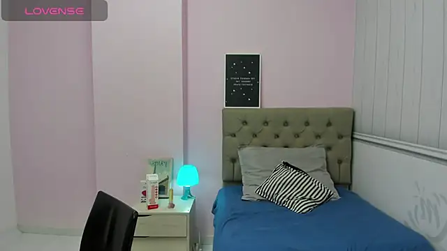 Snapshot of lauren_rios7 chatting on 01-13-25, 09:52 lauren rios7 online show from 01-13-25, 09:52