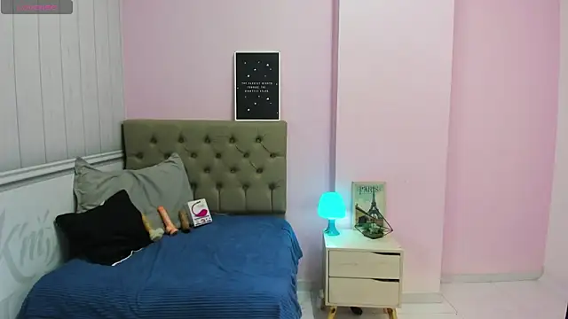 Snapshot of lauren_rios7 chatting on 02-06-25, 06:46 lauren rios7 online show from 02-06-25, 06:46