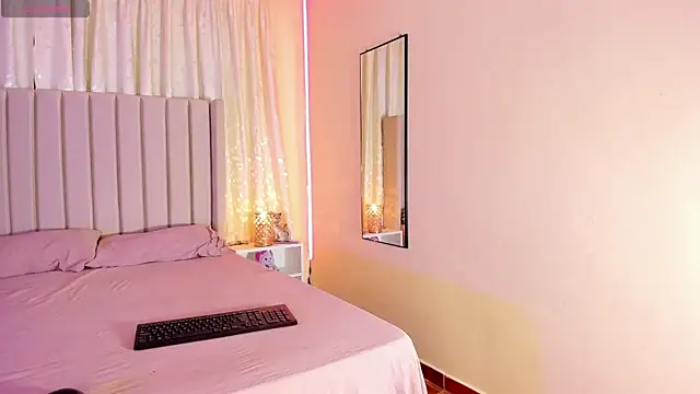 Aliison Smith online show from 01-23-25, 01:51