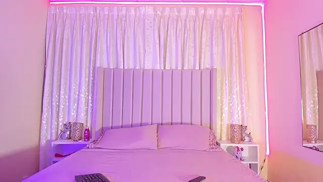 Aliison Smith online show from 03-13-25, 02:49