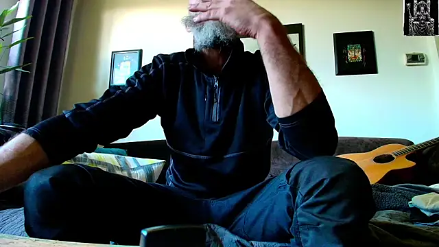 Kingsscepter online show from 03-04-25, 03:37