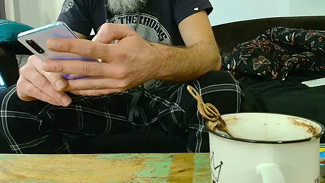 Kingsscepter online show from 11-22-25, 03:44