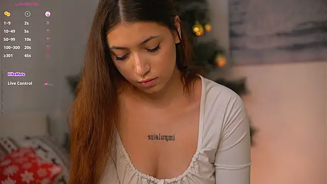 Snapshot of emilianorth_ chatting on 12-10-24, 04:27 emilianorth online show from 12-10-24, 04:27