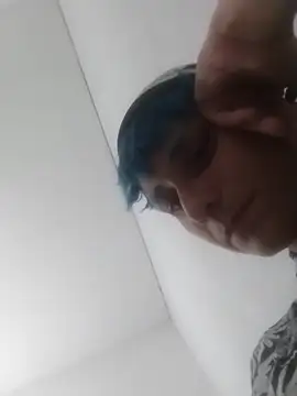 Luci foxx online show from 10-01-25, 01:33