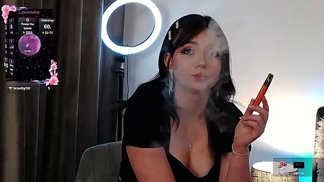 AveryWillow online show from 02-27-25, 04:21