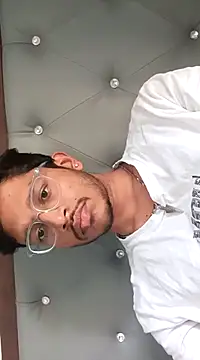 skinnyyyyyyyyy online show from 01-19-25, 07:04