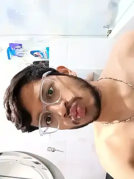 skinnyyyyyyyyy online show from 02-15-25, 02:58