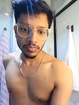 skinnyyyyyyyyy online show from 10-22-25, 04:02