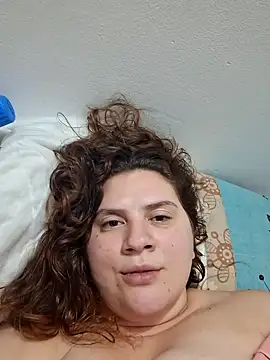 Snapshot of MartinaGuzmann chatting on 11-19-25, 07:08 MartinaGuzmann online show from 11-19-25, 07:08