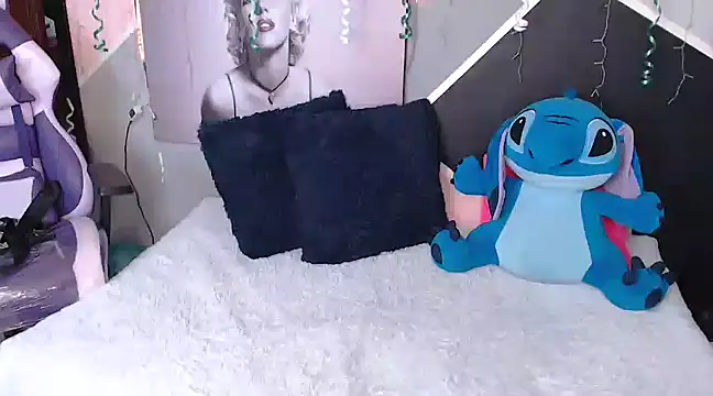 Samanta james19 online show from 03-13-25, 08:22