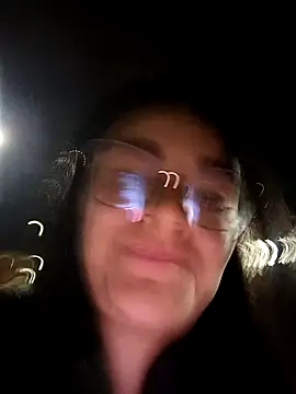 Hanna Kinsley online show from 12-10-24, 10:58