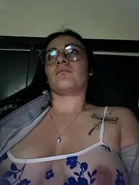 Hanna Kinsley online show from 01-24-25, 04:37