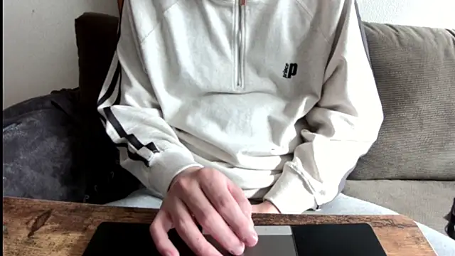 tuki fu online show from 01-25-25, 04:02