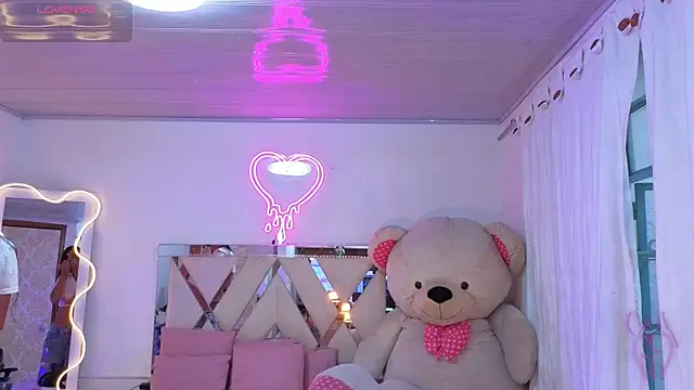 Jazmin tay online show from 12-19-25, 11:50